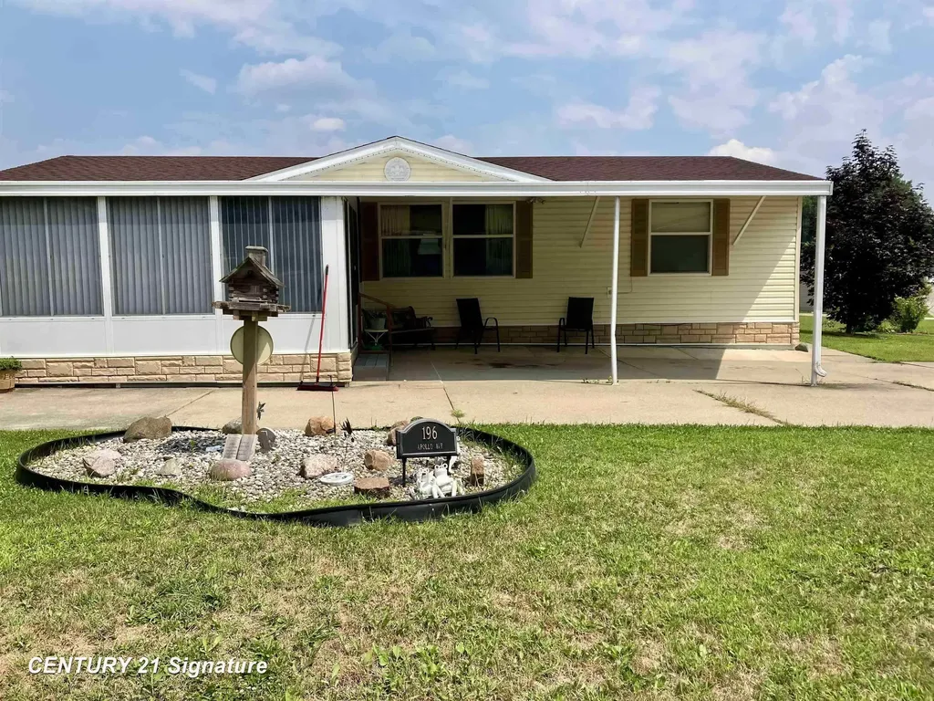 196 Apollo Avenue Flushing Charter Township MI 48433