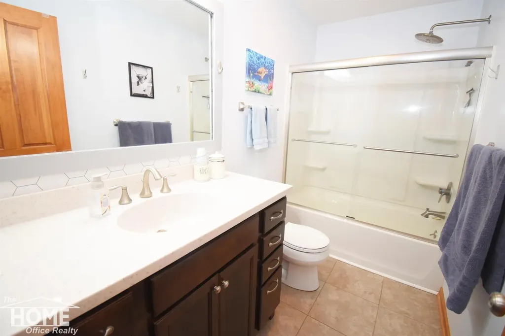 13092 Beardslee Road Perry Township MI 48872