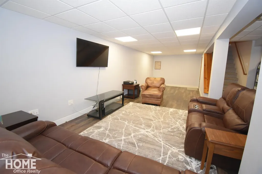 13092 Beardslee Road Perry Township MI 48872