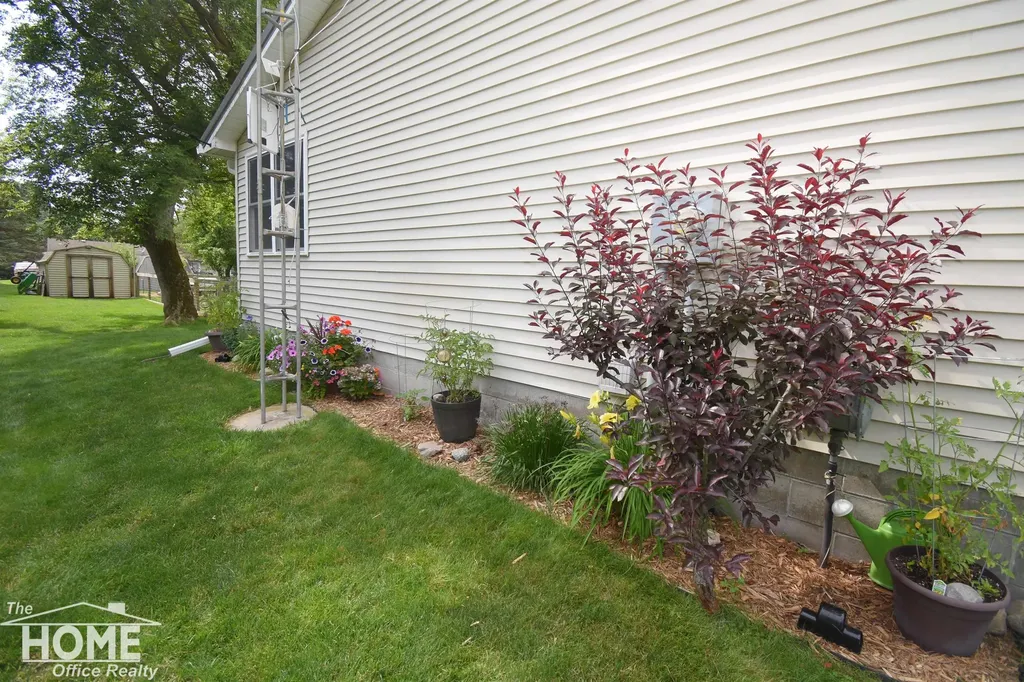 13092 Beardslee Road Perry Township MI 48872