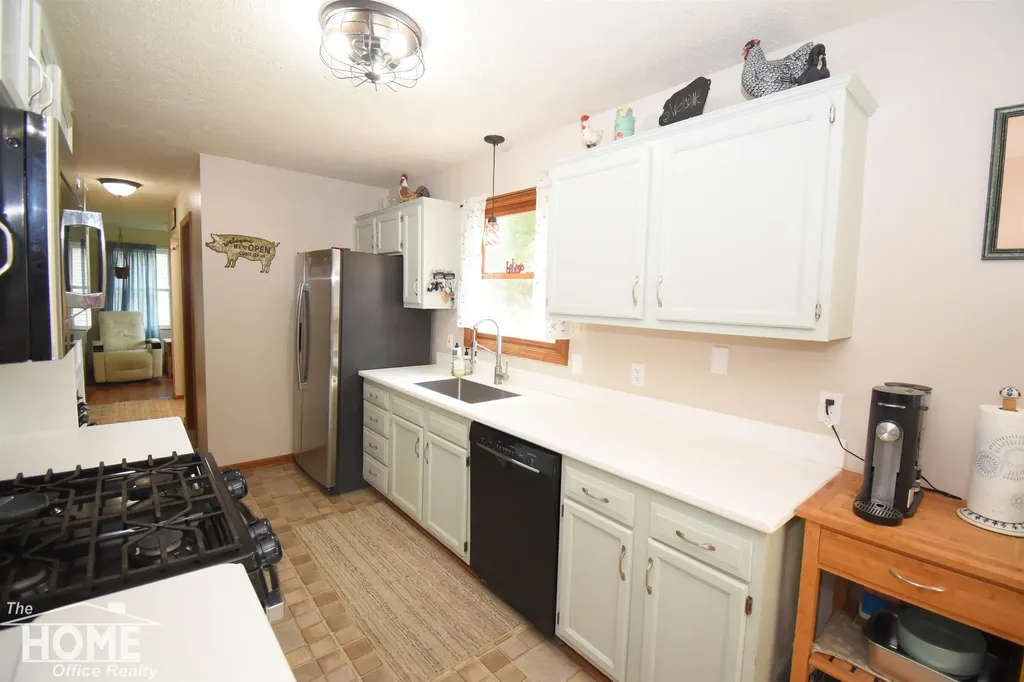 13092 Beardslee Road Perry Township MI 48872