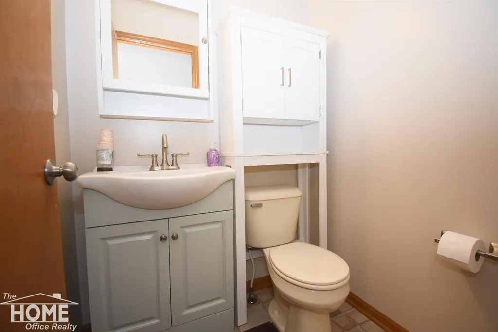 13092 Beardslee Road Perry Township MI 48872