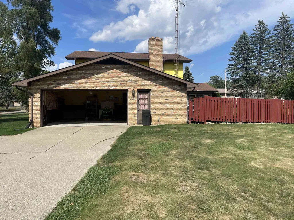1368 Wagon Wheel Lane Grand Blanc Charter Township MI 48439