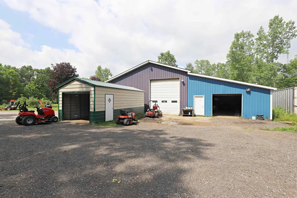 9112 W Mt. Morris Road Flushing Charter Township MI 48433