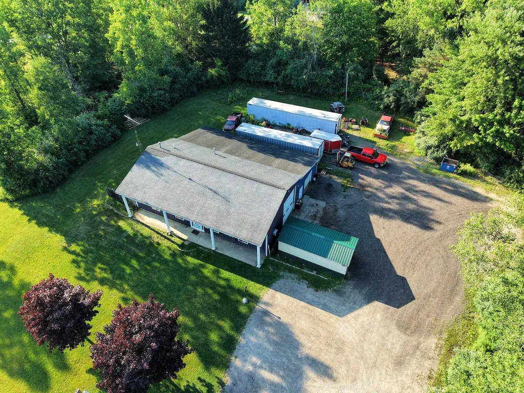 9112 W Mt. Morris Road Flushing Charter Township MI 48433