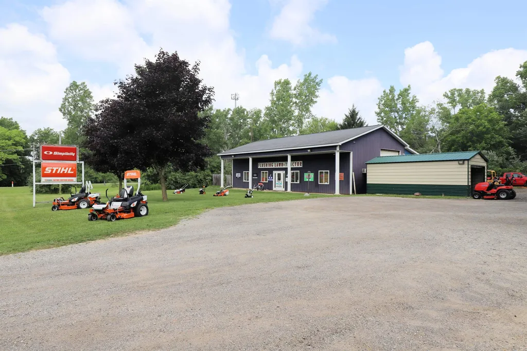 9112 W Mt. Morris Road Flushing Charter Township MI 48433