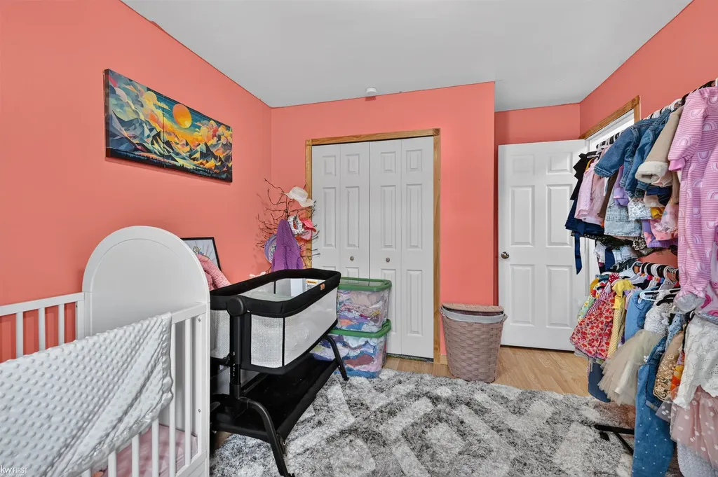 2228 Mclaren Street Burton City MI 48529