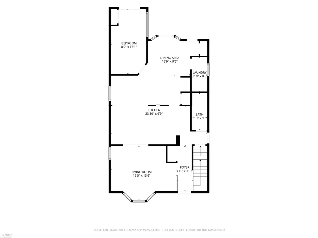 2228 Mclaren Street Burton City MI 48529