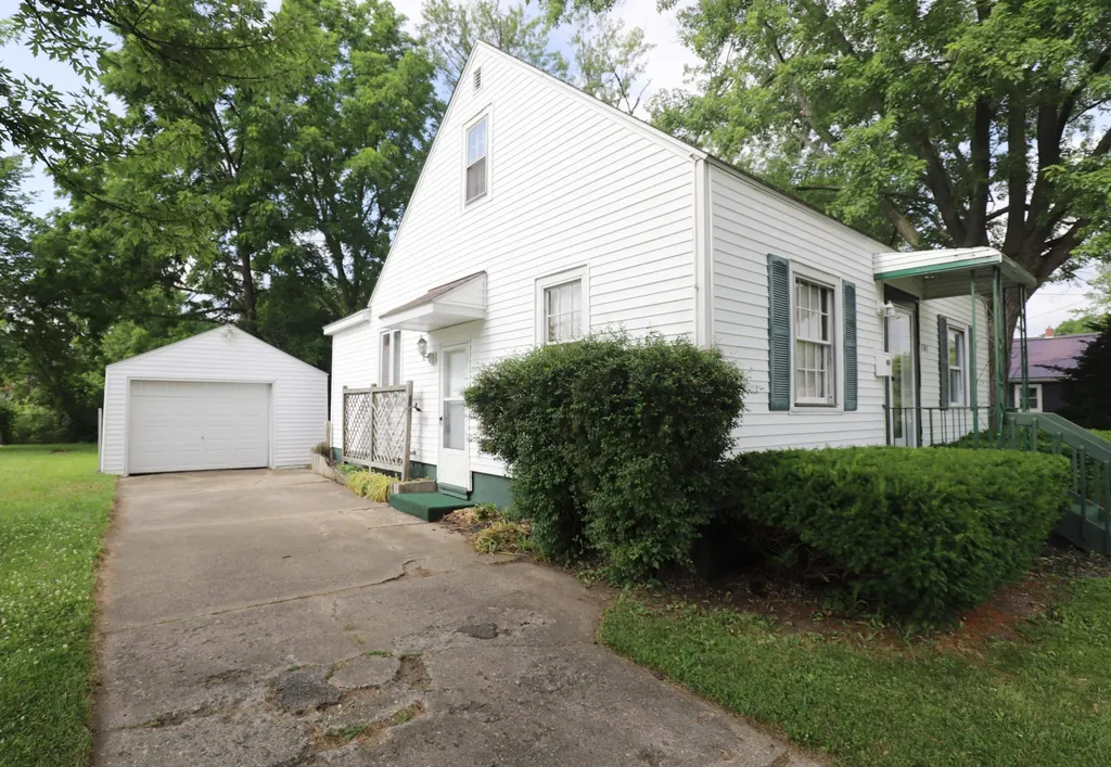 701 Freeman Avenue Flint City MI 48507