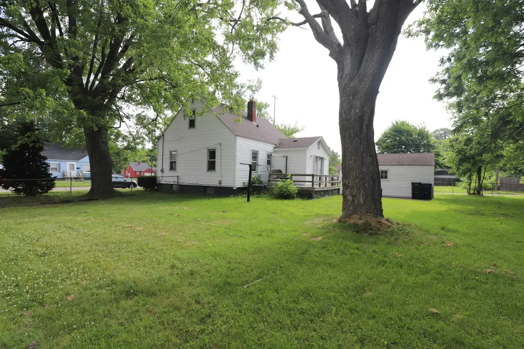 701 Freeman Avenue Flint City MI 48507