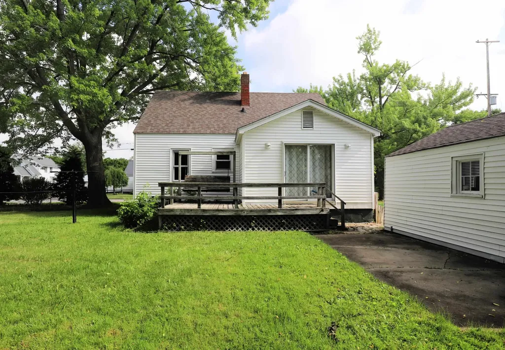 701 Freeman Avenue Flint City MI 48507