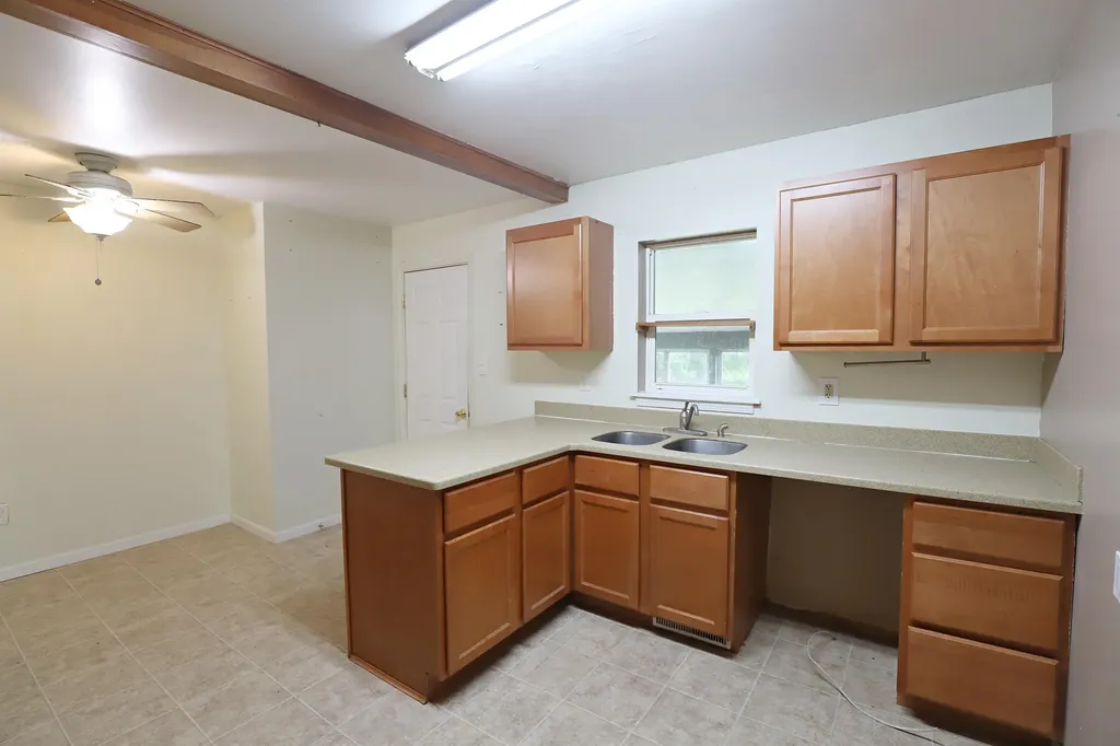 1409 Coutant Street Flushing City MI 48433