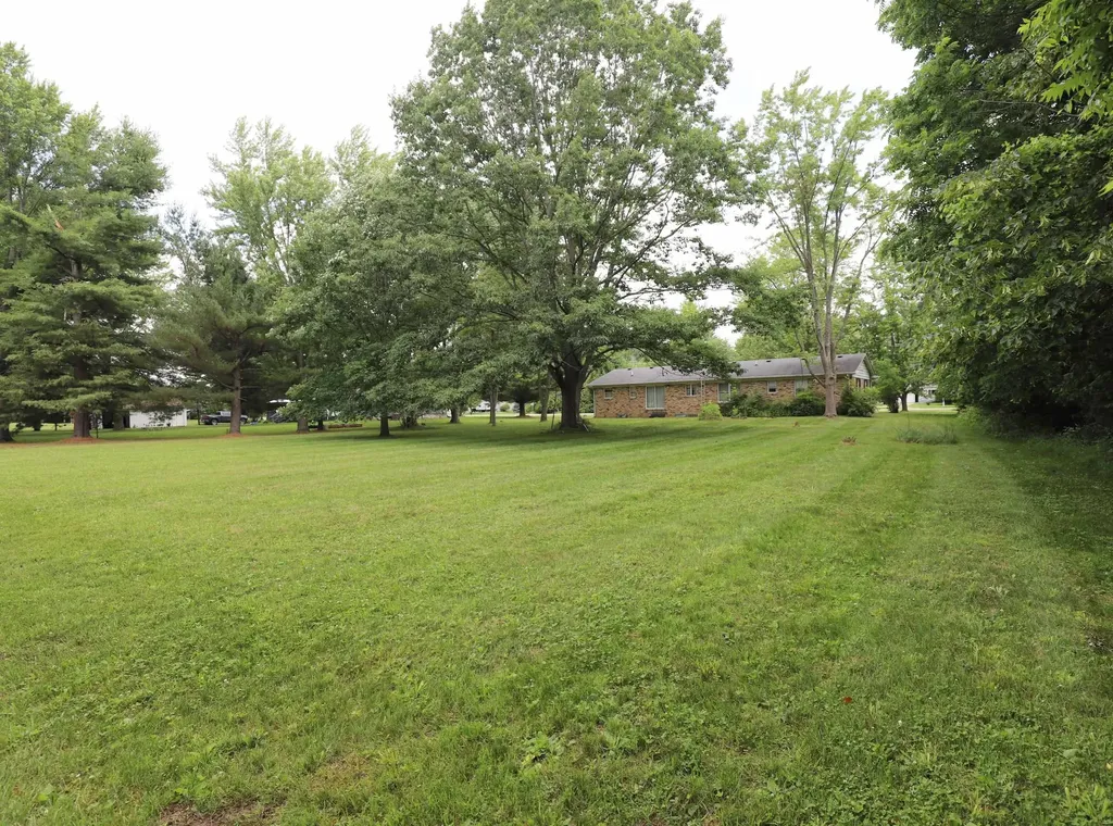 10011 W Coldwater Road Flushing Charter Township MI 48433