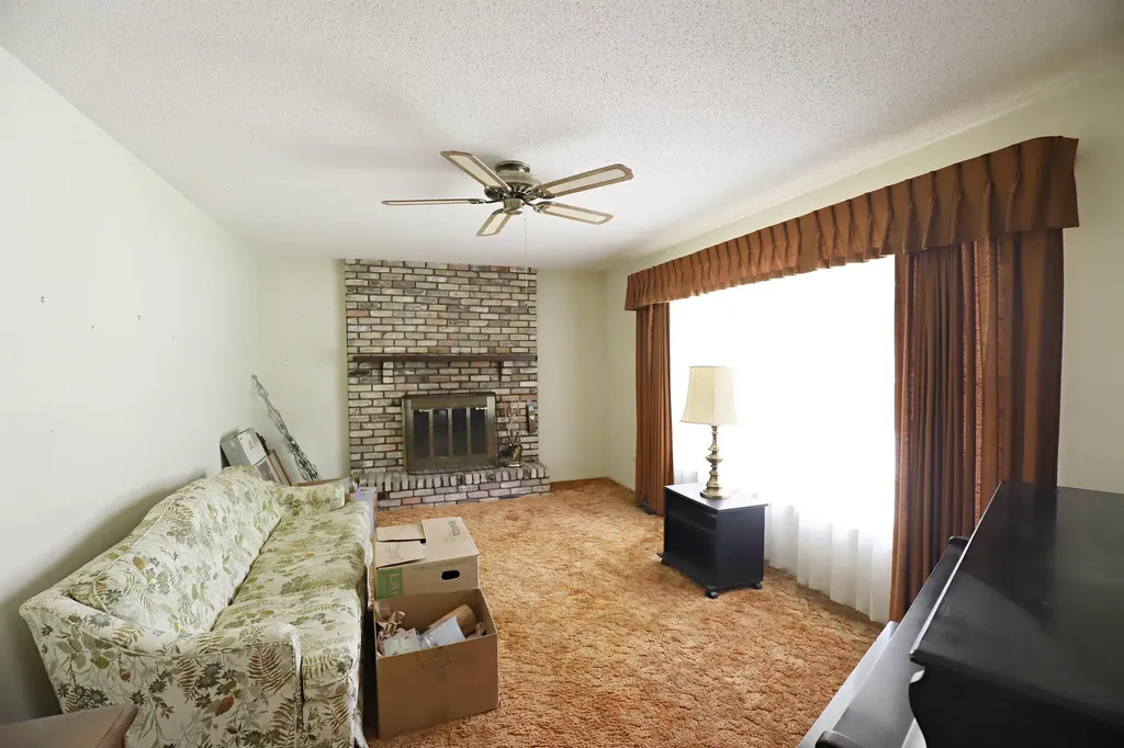 10011 W Coldwater Road Flushing Charter Township MI 48433