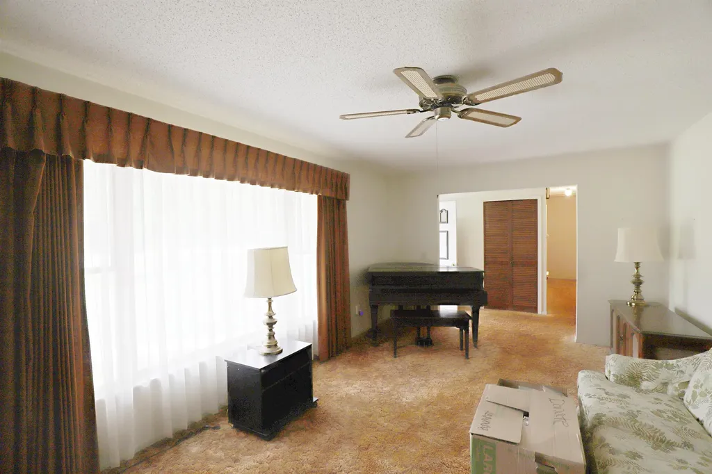 10011 W Coldwater Road Flushing Charter Township MI 48433