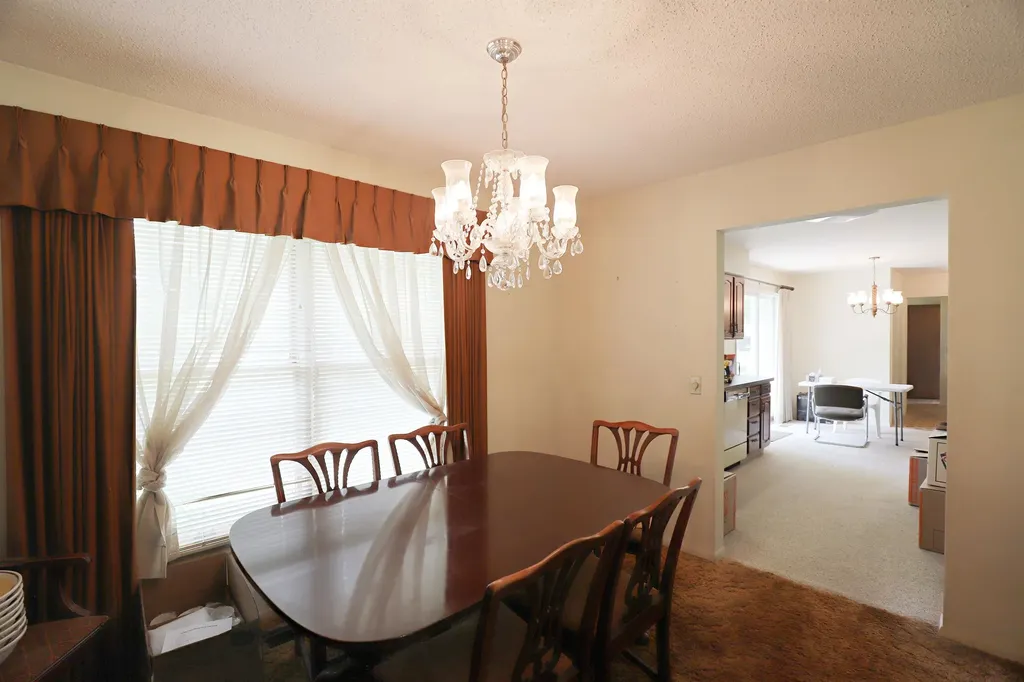 10011 W Coldwater Road Flushing Charter Township MI 48433