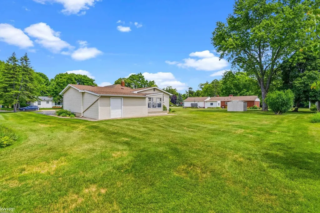 1018 Mildred Street Flushing City MI 48433
