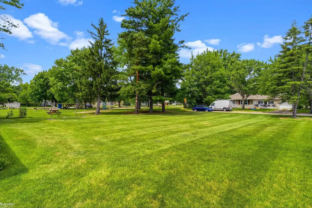 1018 Mildred Street Flushing City MI 48433