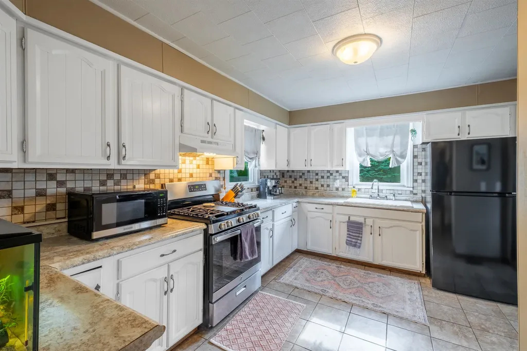 5493 W Frances Road Mt. Morris Township MI 48420