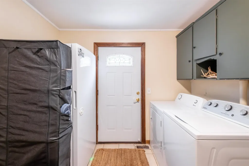 5493 W Frances Road Mt. Morris Township MI 48420