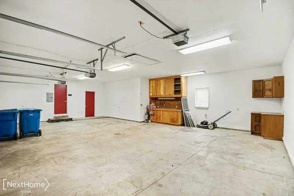 121 S West Street Vassar City MI 48768