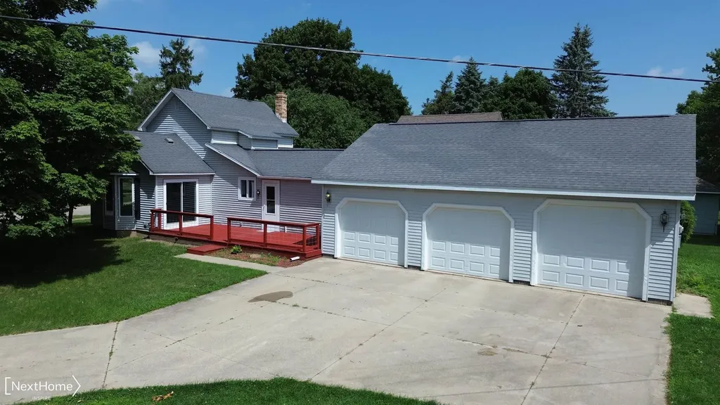 121 S West Street Vassar City MI 48768