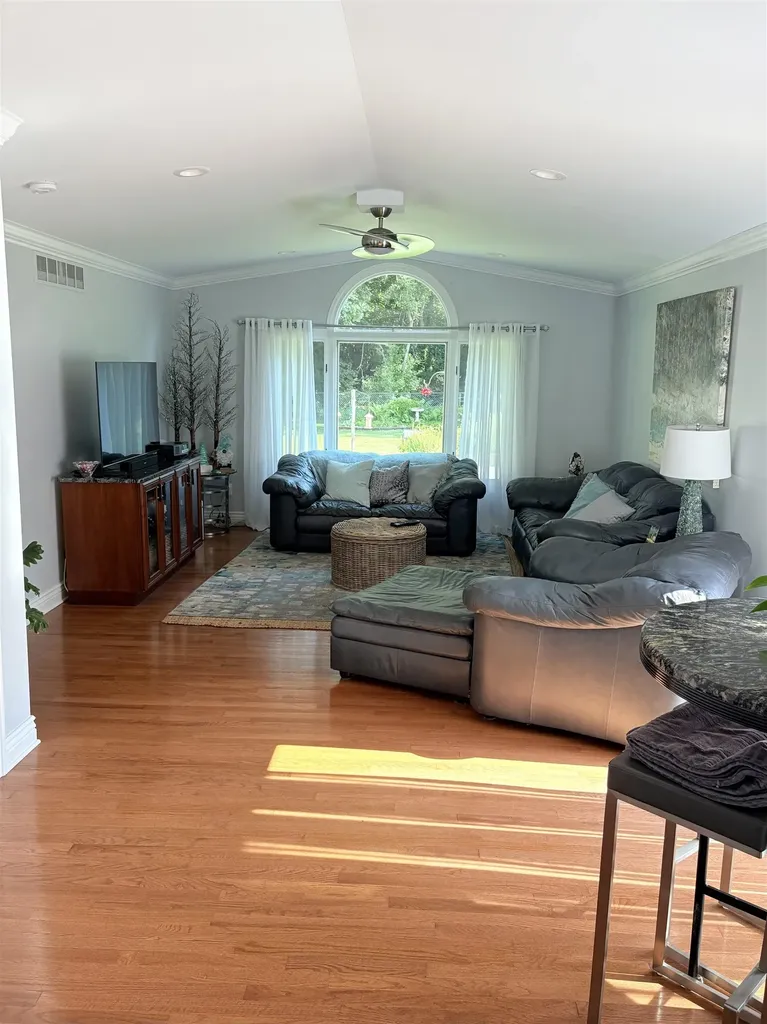 5448 Farrand Road Vienna Charter Township MI 48420