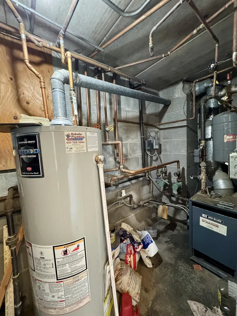 2062 W Oregon Street Mayfield Township MI 48446