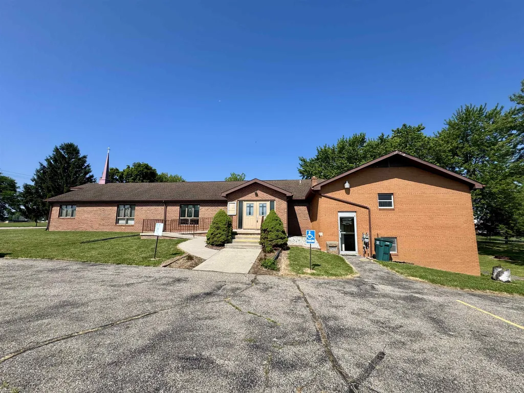 2062 W Oregon Street Mayfield Township MI 48446