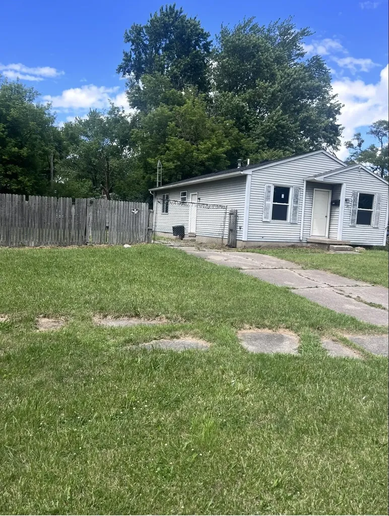 3219 Whittier Avenue Flint City MI 48506