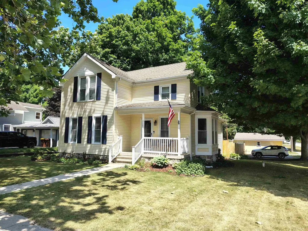 315 E Main Street Vernon Village MI 48476