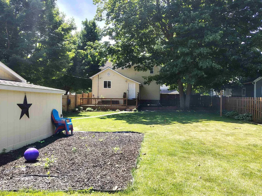 315 E Main Street Vernon Village MI 48476