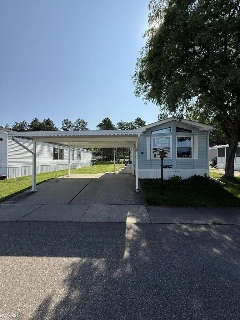 11 Peach Tree Drive Davison Township MI 48423