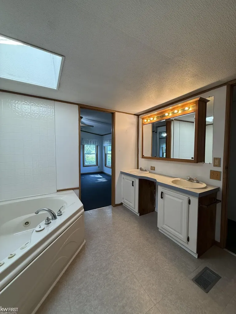 11 Peach Tree Drive Davison Township MI 48423