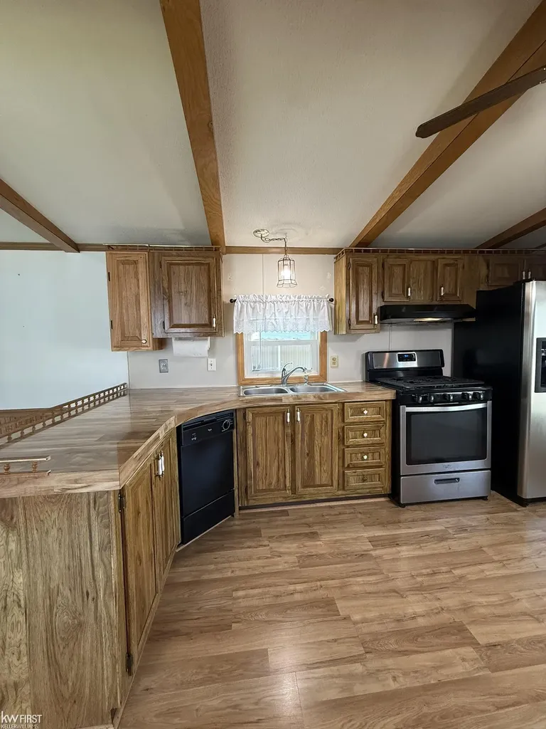 11 Peach Tree Drive Davison Township MI 48423