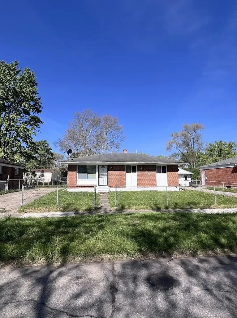 6155 Natchez Drive Mt. Morris City MI 48458