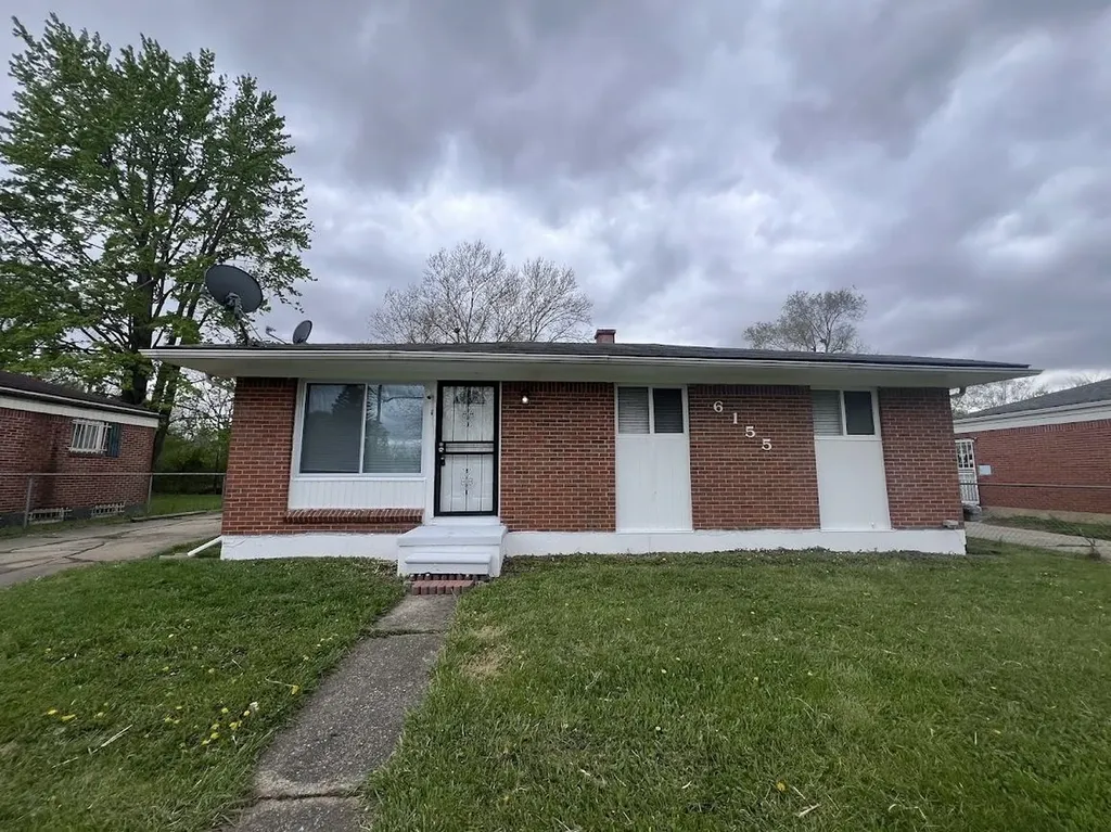 6155 Natchez Drive Mt. Morris City MI 48458