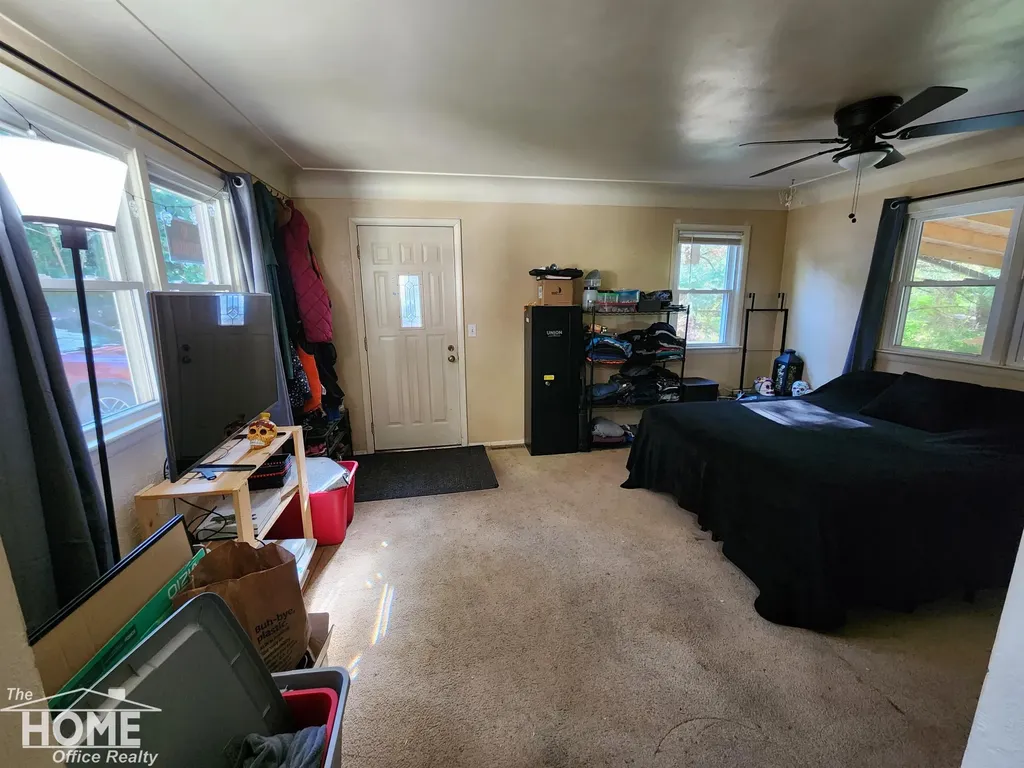 7405 W Lansing Road Perry Township MI 48872