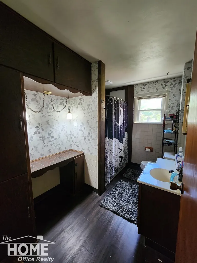 7405 W Lansing Road Perry Township MI 48872