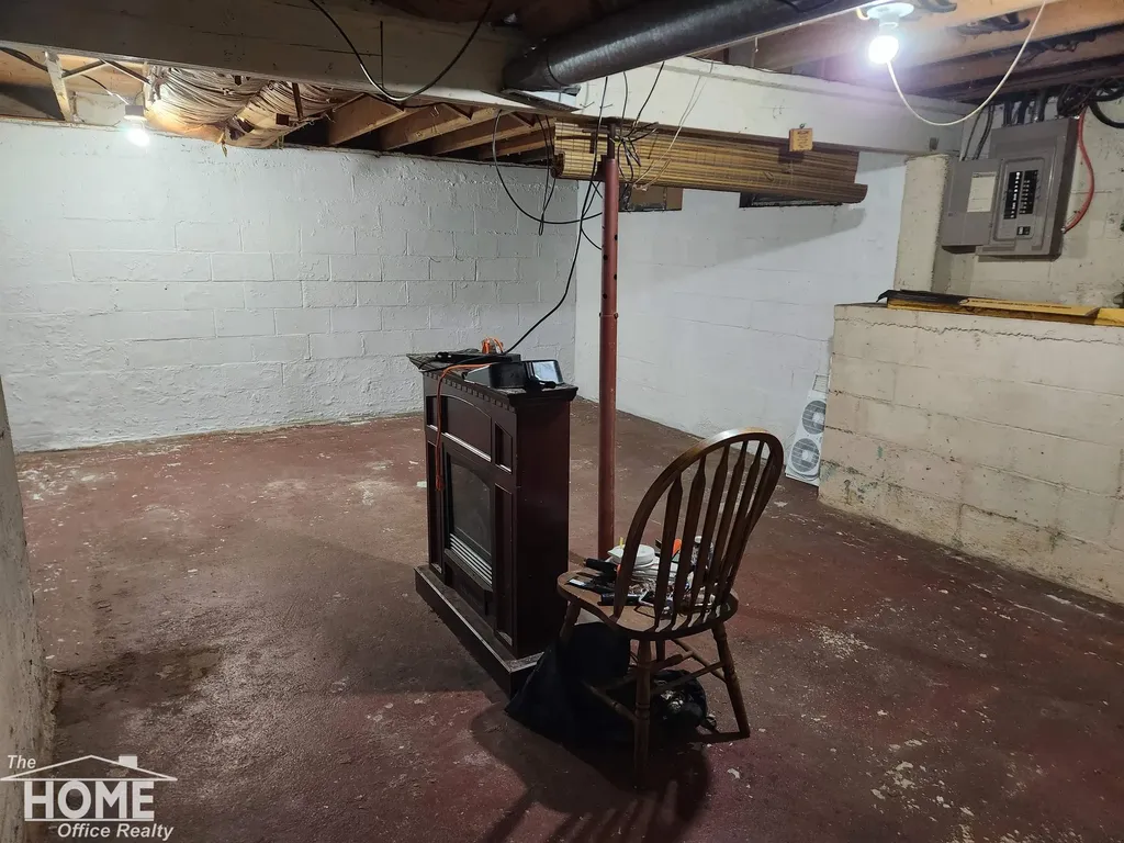 7405 W Lansing Road Perry Township MI 48872