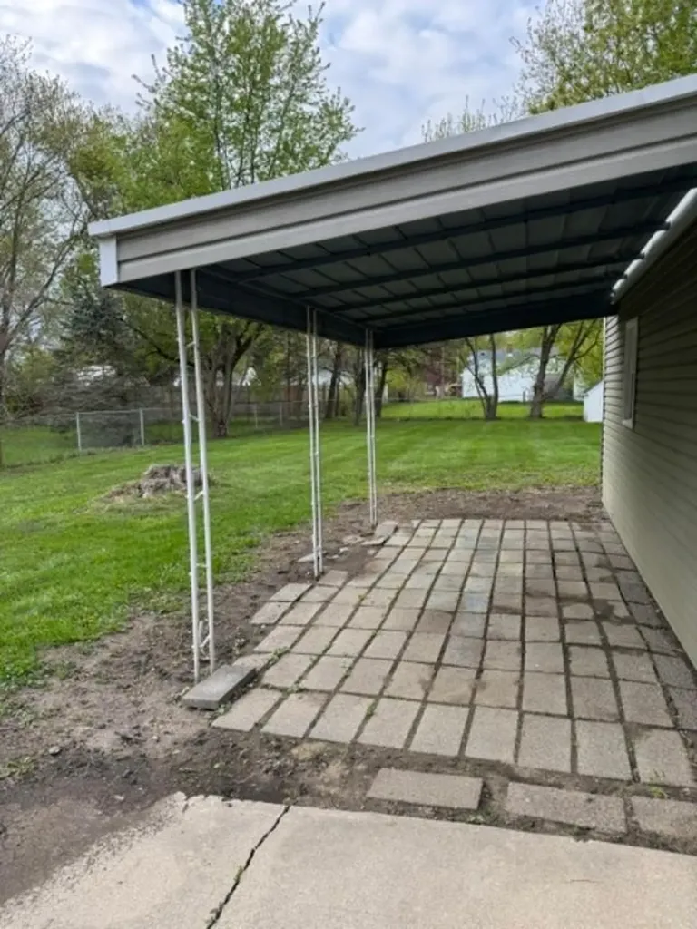 3243 Dakota Avenue Flint City MI 48506