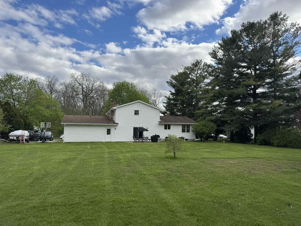 4074 Libbie Drive Vienna Charter Township MI 48420