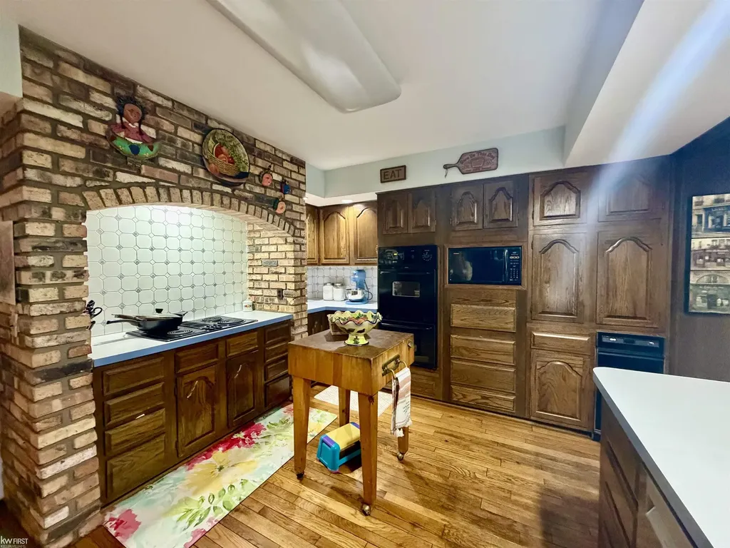 1269 Briarcliffe Drive Flint Charter Township MI 48532