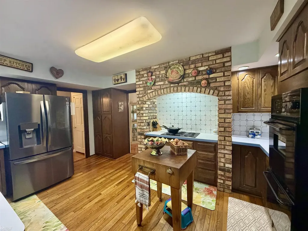 1269 Briarcliffe Drive Flint Charter Township MI 48532