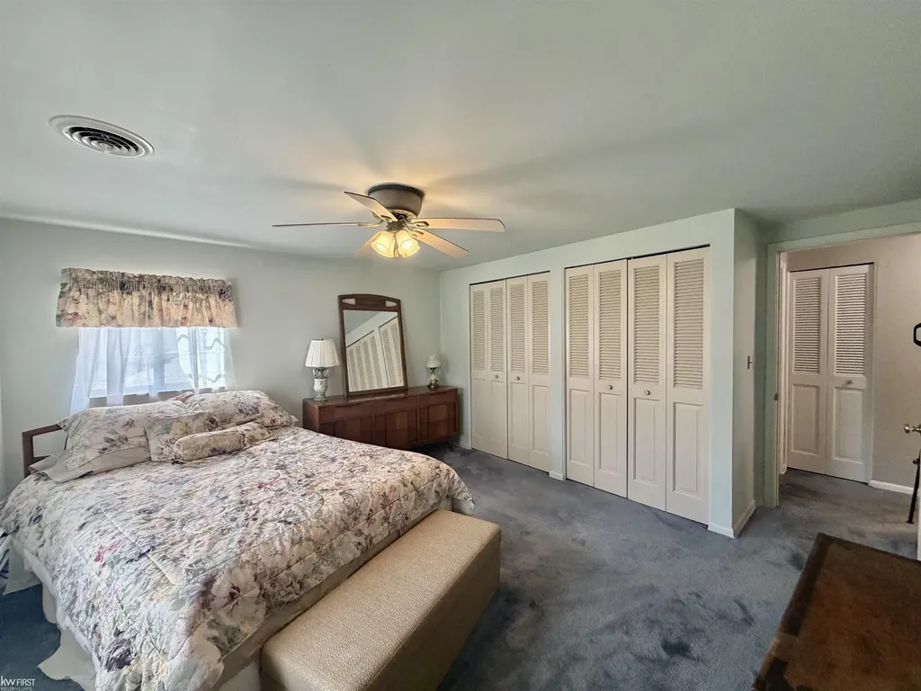 1269 Briarcliffe Drive Flint Charter Township MI 48532