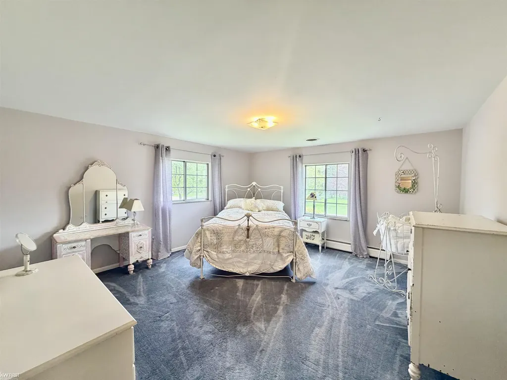 1269 Briarcliffe Drive Flint Charter Township MI 48532