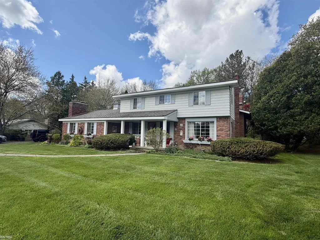 1269 Briarcliffe Drive Flint Charter Township MI 48532