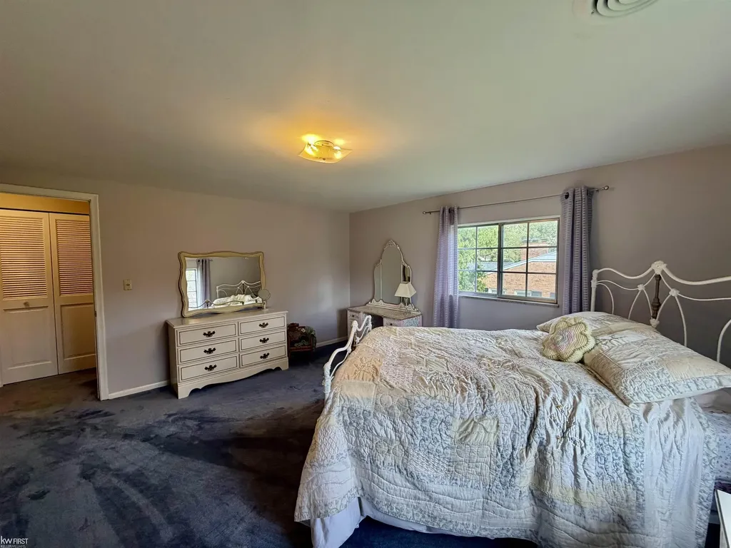 1269 Briarcliffe Drive Flint Charter Township MI 48532