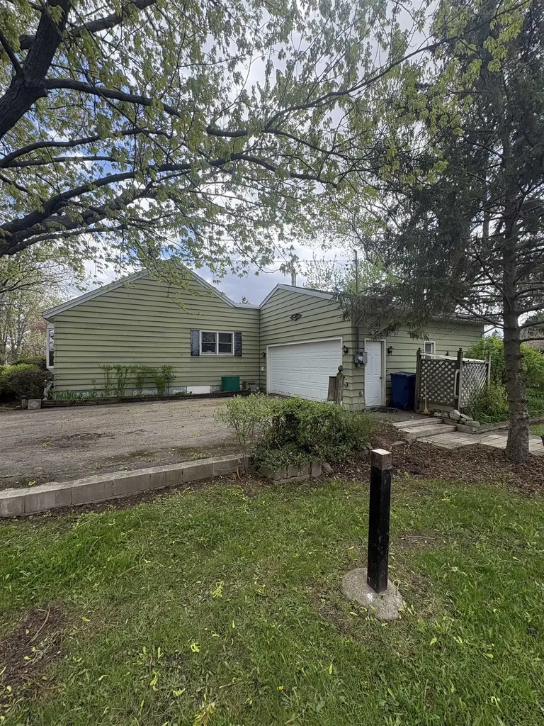 1891 W Moore Road Spaulding Township MI 48601