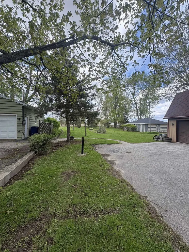 1891 W Moore Road Spaulding Township MI 48601
